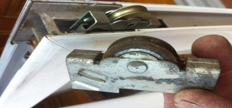screen door roller repair in Winter Garden